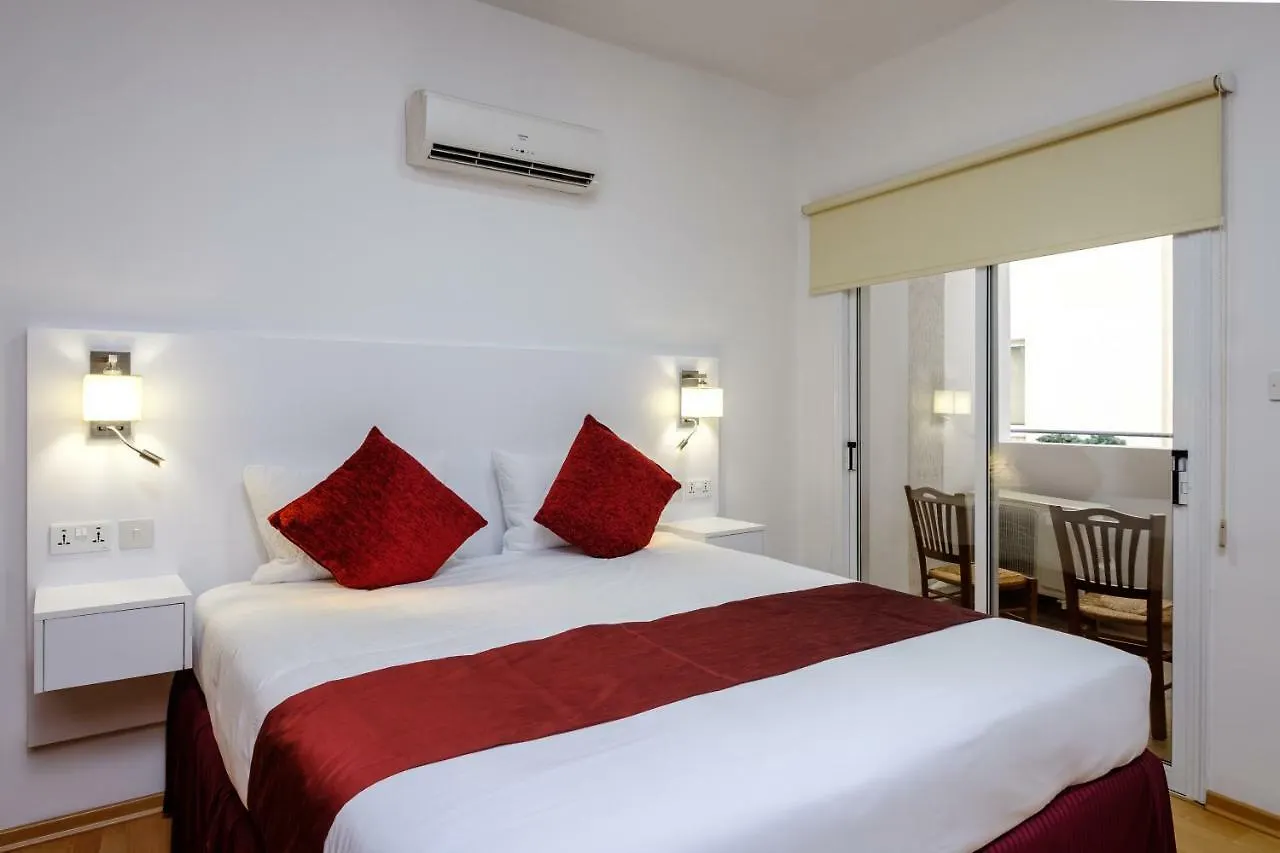 Apartment Catherine City Place Larnaca